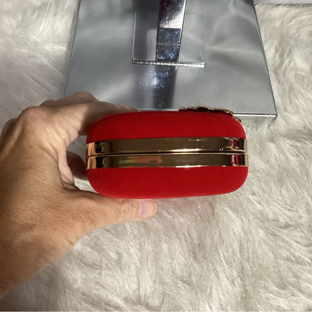 Gorgeous “Jeweled” Rhinestone Peacock Clutch Shoulder Bag NWOT